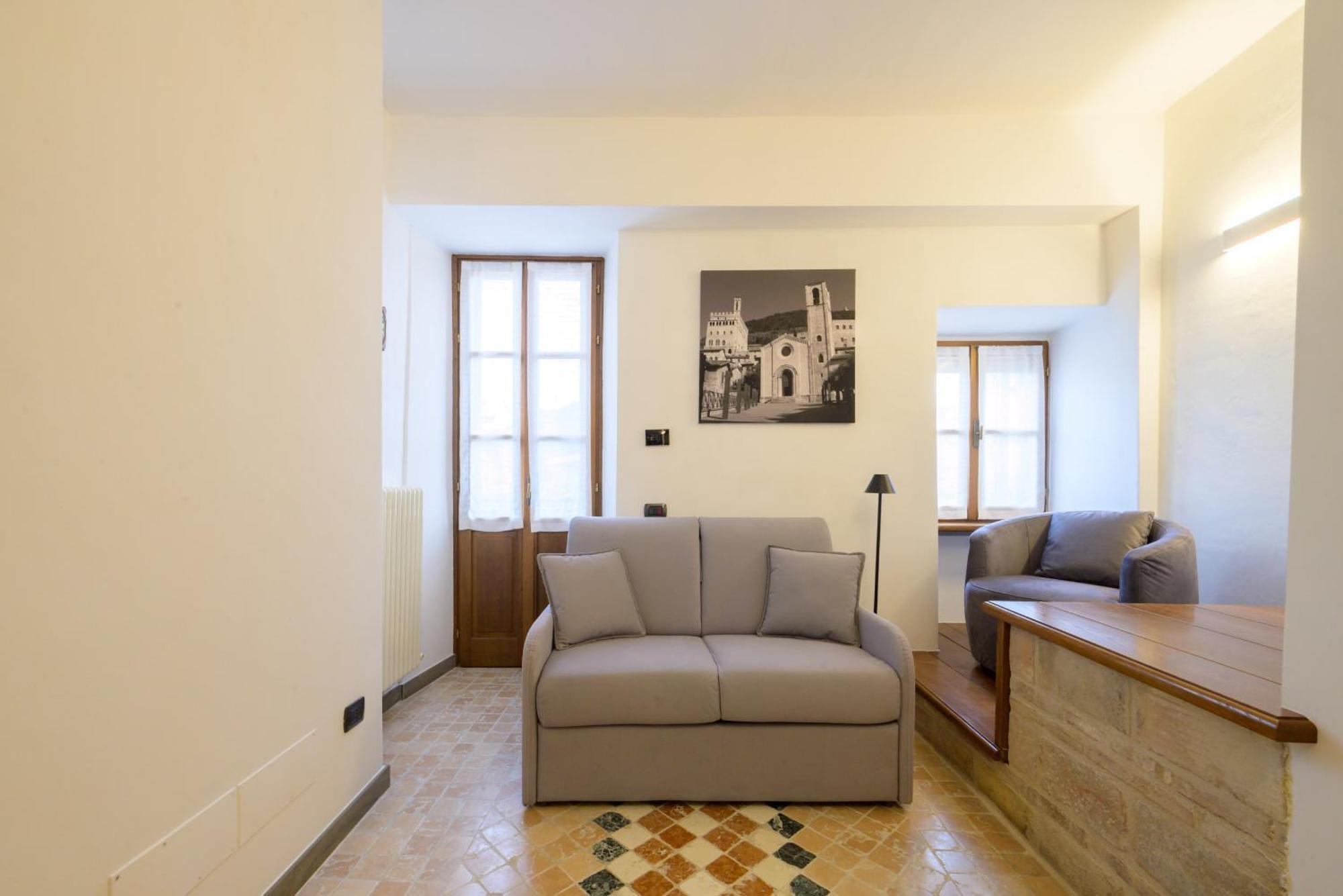 Dimora Giada & Gloria Apartment Губио Екстериор снимка